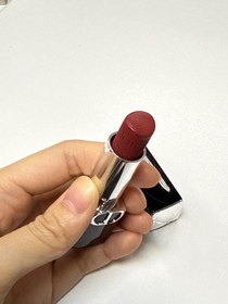 Summer-Dior傲姿絲滑潤唇膏_3