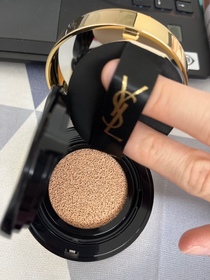 TsuenMa-YSL BEAUTÉ輕透無重羽毛氣墊粉底(3th)_3