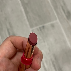 natanatalie-Charlotte Tilbury摩登霧感唇膏_3