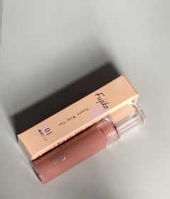 Emily Leung-Fujiko豐潤水光不沾色唇釉_1