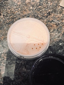 jojoma123-ETVOS光澤清透防曬礦物粉底SPF25 PA++_2