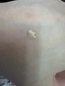 Tobimak-Benefit反孔精英無PORE粉底_3