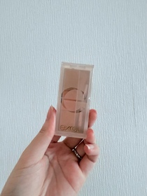 Kmggigi-excel無重絲滑三色遮瑕霜_1