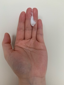 Emma W-NIVEA極潤低敏修護乳液(無香版)_2