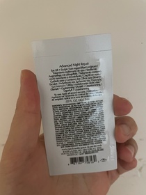 natanatalie-ESTEE LAUDER升級再生基因修復提拉眼精華_2