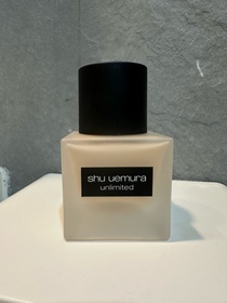 Chloe-shu uemura 植村秀unlimited 無限輕透持妝粉底液 (小方瓶 2.0)_1