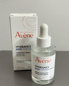 Emily Leung-Avene再生修護精華 _1