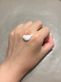 Hei Siuhei-NIVEA舒敏修復潤膚露_2