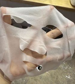 Fng-LuLuLunLuLuLun 補濕濃潤化妝水面膜_3