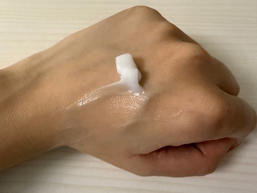 BeeWong-NIVEA極潤低敏修護乳液(無香版)_3