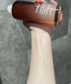 Emily Leung-INNISFREE紅茶逆時活膚抗氧精華水_1