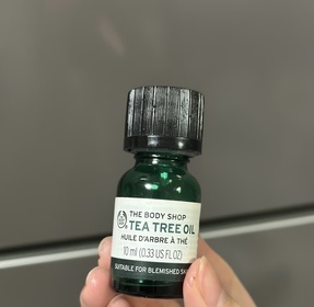 Emily Leung-The Body Shop茶樹油_1