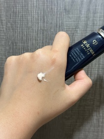 TinaWongLK-Clé de Peau Beauté粧前乳霜(光采柔滑)_2