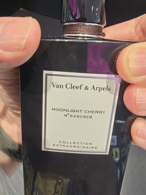 Jessie C-Van Cleef & ArpelsMoonlight Cherry N°62508EB_1