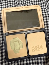 SUM-MAKE UP FOR EVER高清柔霧粉餅_1