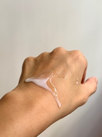 Nicole -NIVEADERMA CARE科研 舒敏修護雙管精萃凝乳_3