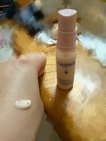 Mamamia-CAUDALIE白藜蘆醇提昇緊緻精華_2