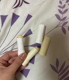 Sylvia Fung-MENTHOLATUM 曼秀雷敦LIP PURE 蜂蜜潤唇膏_2