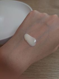 piglogy-CAUDALIE白藜蘆醇提昇緊緻精華_2