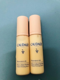 Kura-CAUDALIE白藜蘆醇提昇緊緻精華_1