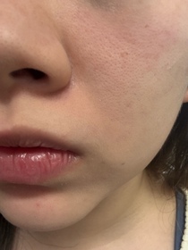 羅小白-OLAY胜肽專研緊緻滋潤面霜_2