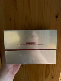 Moniquechancy-OLAY胜肽專研緊緻修護安瓶精華_1