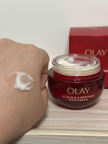 Chloe-OLAY至臻緊緻紅金面霜_3