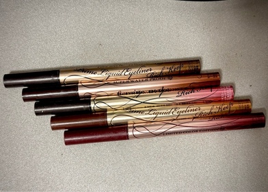 Summer-KISSME纖細眼線液_1