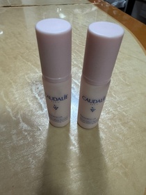 iliya -CAUDALIE白藜蘆醇提昇緊緻精華_2