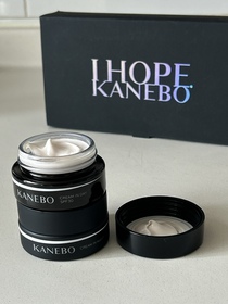 Yeeting -KANEBO滋養彈力活肌日霜_4