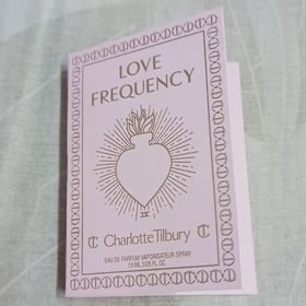 mandy-Charlotte TilburyLOVE FREQUENCY 香水_1