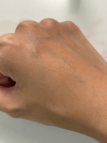 Blooming-Kiehl's1號護唇膏_2