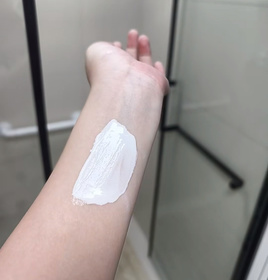 Kathy Wai-LA ROCHE-POSAYCICAPLAST B5萬用修復霜_1
