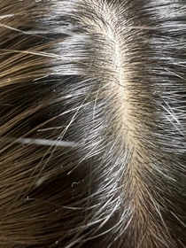 旻珊-Growus海鹽磨砂洗髮膏_1