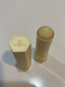 Cole Cole -MENTHOLATUM 曼秀雷敦LIP PURE 蜂蜜潤唇膏_1