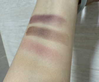 Emily Leung-Fujiko淡彩眼影盤_1