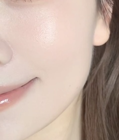 chewyfruit-ESTEE LAUDER持久水凝亮澤修護粉底SPF20/PA++_1