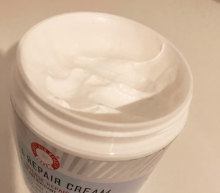 布吶吶-FIRST AID BEAUTY強效保濕修復燕麥⾯霜_2