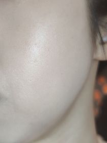 Kitty -GUERLAIN祼光絲柔精華粉底液_3