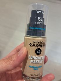 Mo Wong-REVLON 露華濃持久無瑕水潤粉底液_1