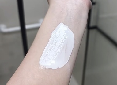 YYeman-LA ROCHE-POSAYCICAPLAST B5萬用修復霜_2