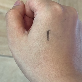 natanatalie-KISSME極緻持色纖細眼線液_3