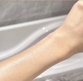 莓莓-Curél柔潤保濕身體乳液_2