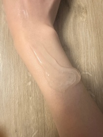 Paris merci -NIVEADERMA CARE科研 舒敏修護雙管精萃凝乳_3