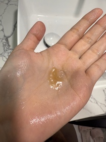 Nicole -CANVAS玫瑰亮肌去角質奶昔 _2