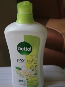 Fng-Dettol 滴露ProFresh清爽保濕沐浴露(綠茶與茉莉花香)_1