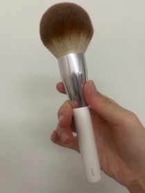 TsuenMa-LA MER專業蜜粉掃_3