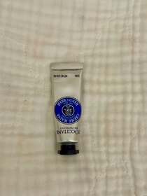 Connor-L'Occitane en Provence乳木果潤手霜_1