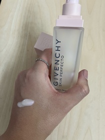 TsuenMa-GIVENCHY水漾活源保濕精華_2