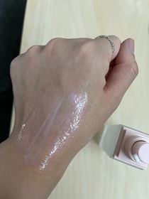 TsuenMa-GIVENCHY水漾活源保濕精華_3